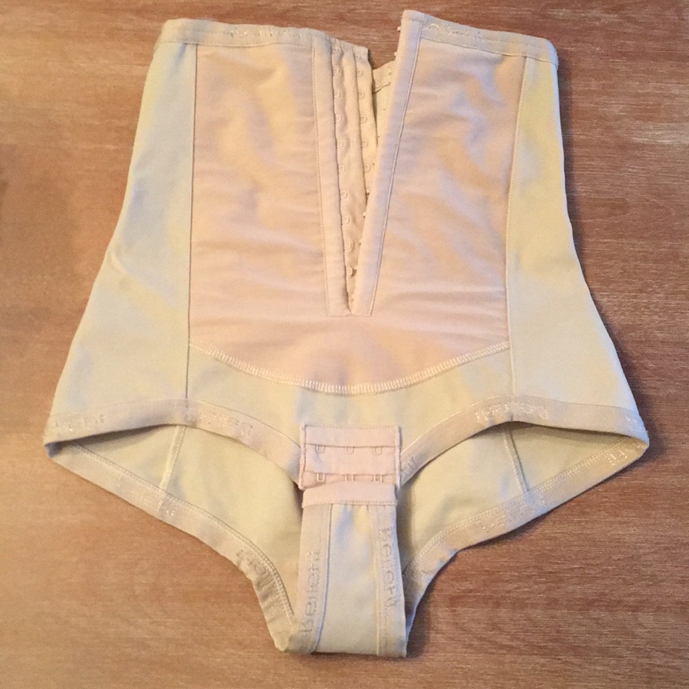 BelleFit Post Partum Tummy Binder, Small